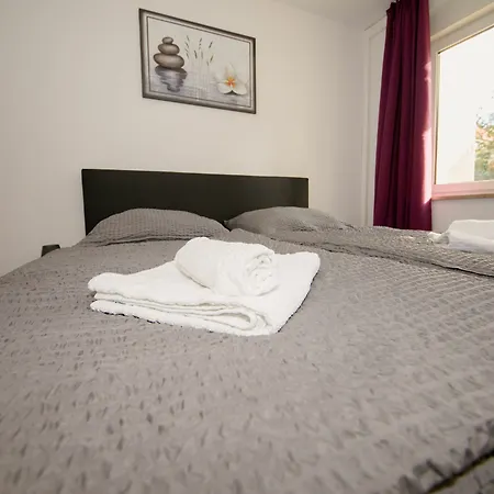 Interhaus 3*